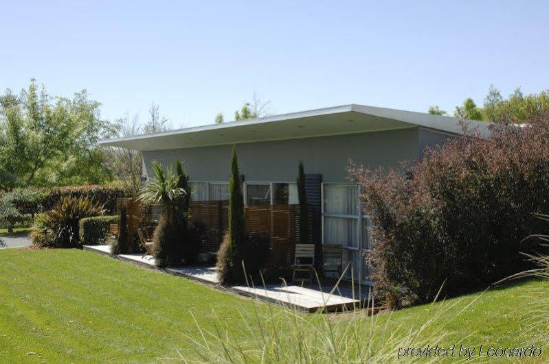 The Claremont Motel Martinborough Buitenkant foto